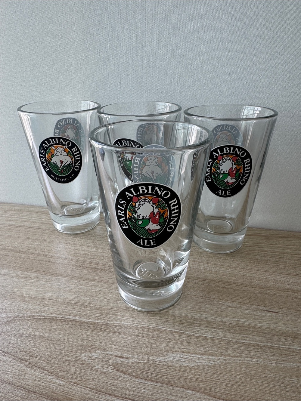 Vintage Earl’s Albino Rhino Ale Pint Glasses Set of 4 Beer Pub Bar Glasses